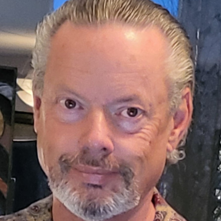 Steven Earl - Owner and Stylist at Eurocuts PDX, Vidal Sassoon trained hairstylist